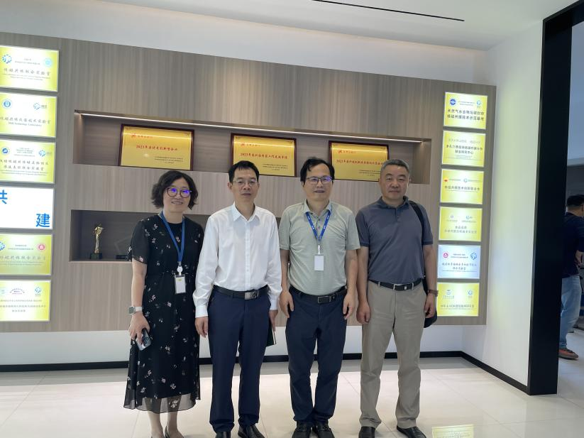 苏州科技局领导一行莅临AK手机网页版登录入口调研指导